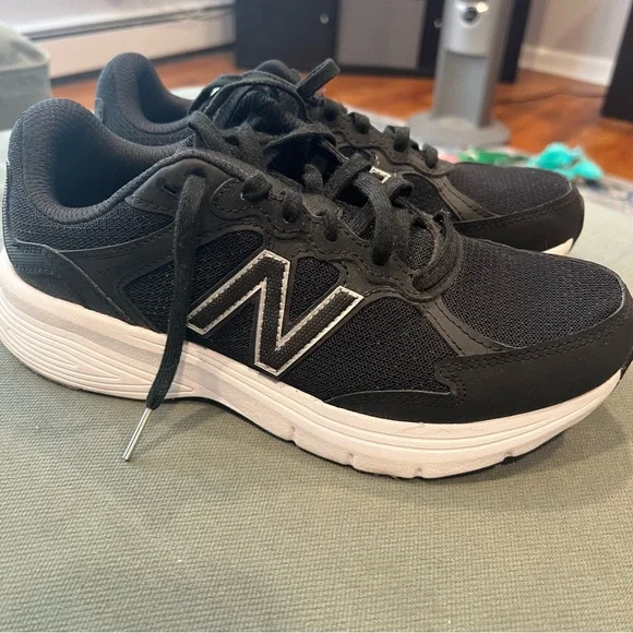 New Balance Sneakers - Picture 2 of 7